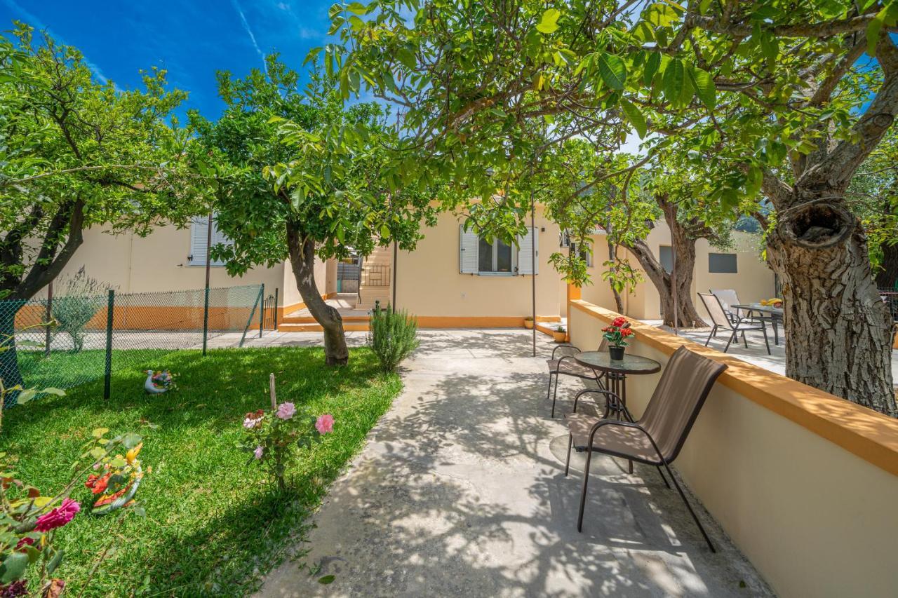 Вилла Ira'S House Сами Экстерьер фото